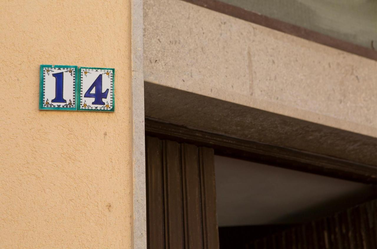 B&B Piazza Vittorio ตราปานี ภายนอก รูปภาพ