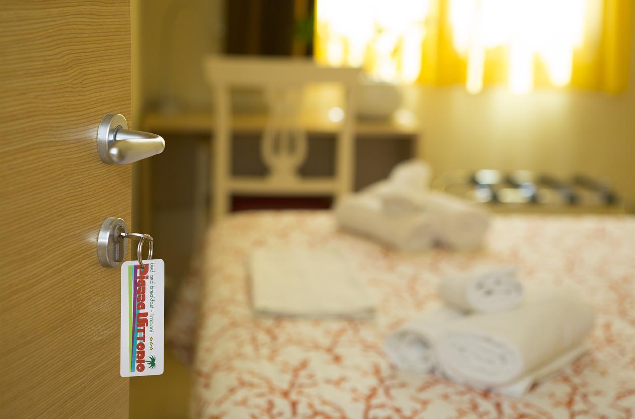 B&B Piazza Vittorio ตราปานี ภายนอก รูปภาพ