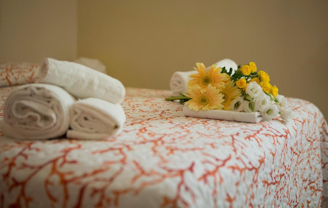 B&B Piazza Vittorio ตราปานี ภายนอก รูปภาพ