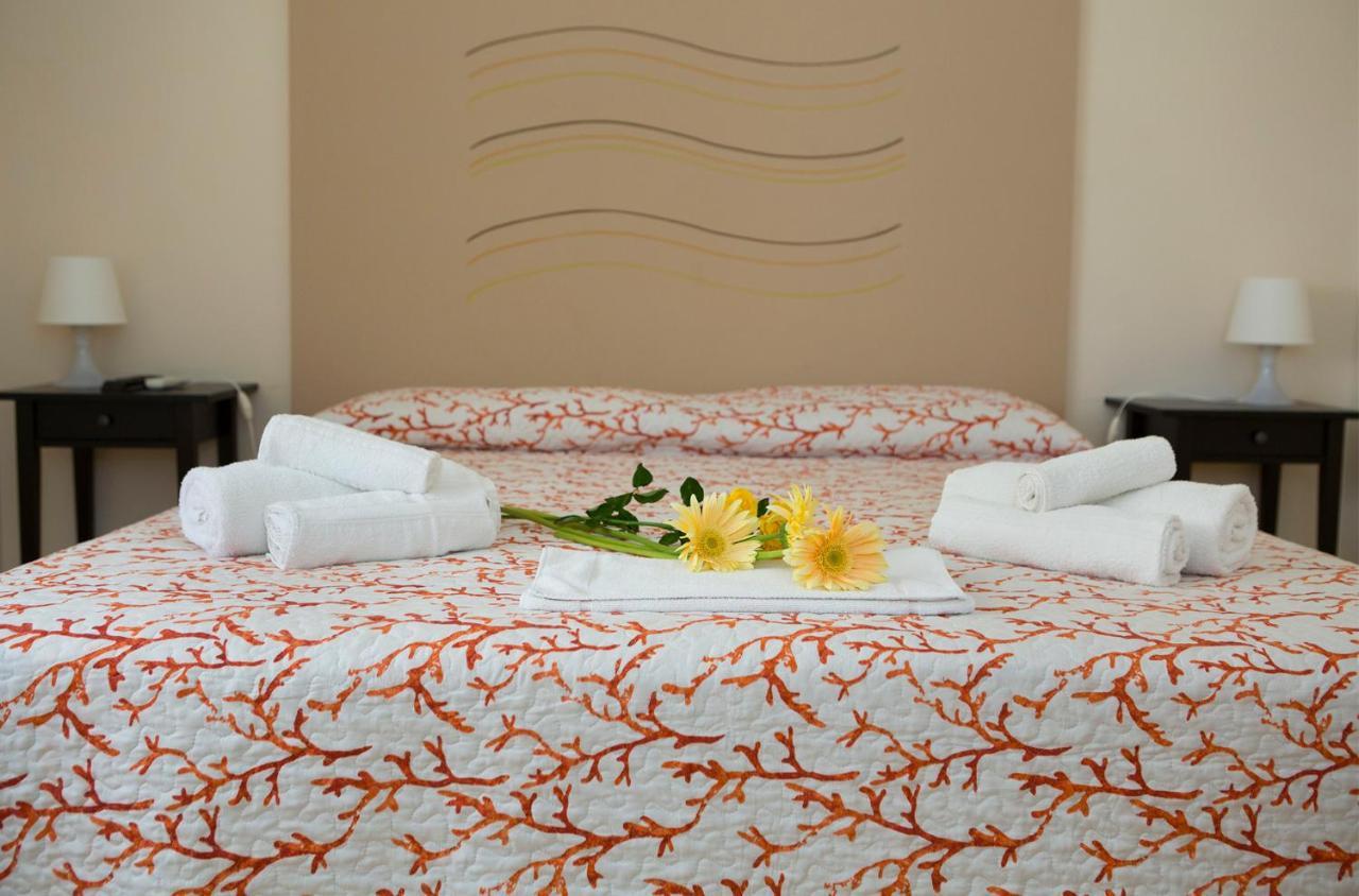 B&B Piazza Vittorio ตราปานี ภายนอก รูปภาพ